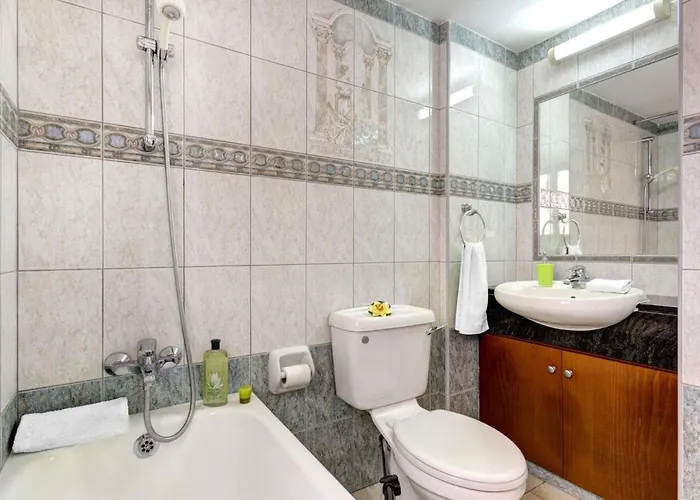 Heracles By Villa Pégeia